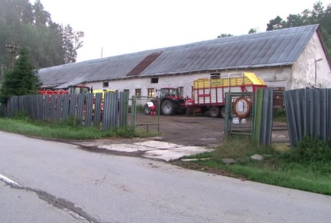 [multi] Tragédia na družstve 4020