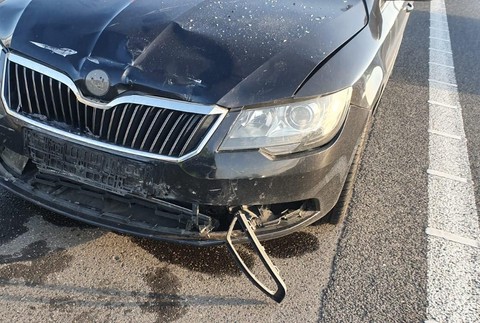 Doprava v Bratislave zostala paralyzovaná, na Prístavnom moste sa zrazili autá