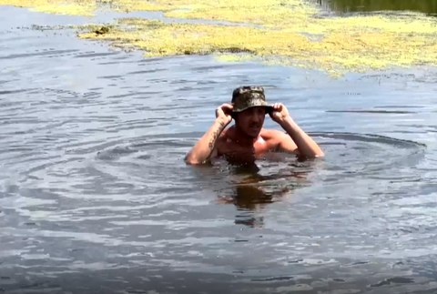 Rusi majú zbrane. Nám to chýba, ale dohnali sme ich až sem