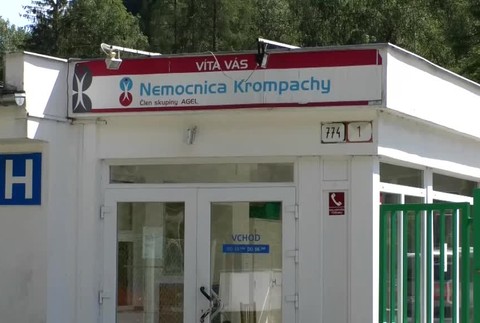 Chlapčenská bitka skončila hospitalizáciou v nemocnici. Za všetko môže buchnutie po zadku
