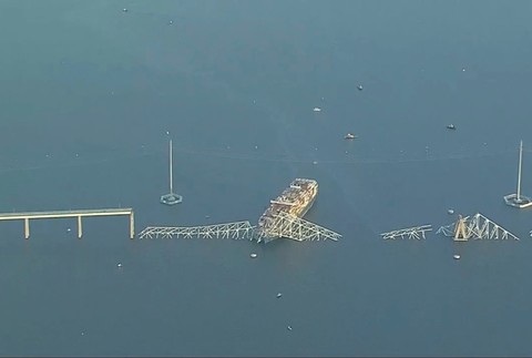 USA Baltimore most zrútenie loď narazenie (2)