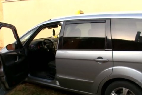 Nebezpečné konkurenčné praktiky. Taxikárom rozstrieľali okná