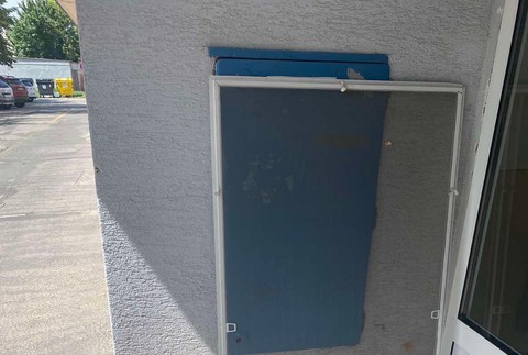 Dvojročné dievča vypadlo z okna