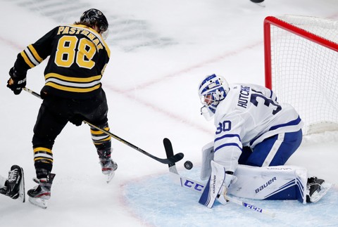 Boston Toronto gol pastrnak