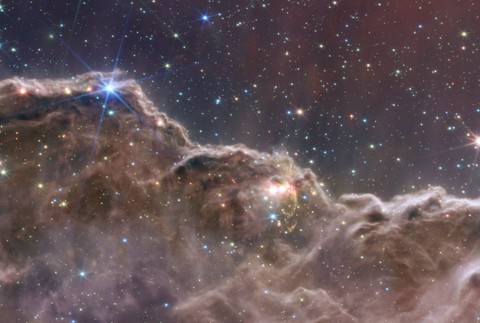 NASA zverejnila prvé zábery z Webbovho vesmírneho teleskopu