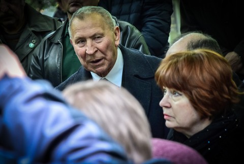 Na Tisovom hrobe si pripomenuli 70. výročie jeho popravy, prišli aj Kotlebovci.jpg