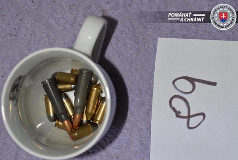 Polícia obvinila Kočnera a Szaba z nedovoleného ozbrojovania a obchodovania so zbraňami