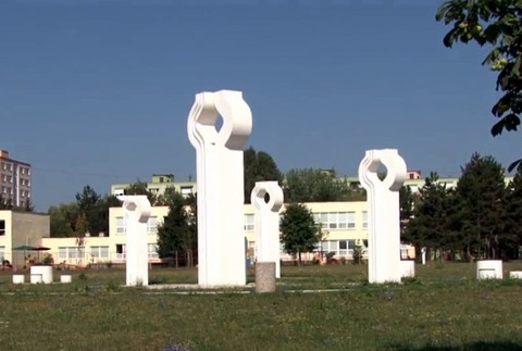 Kamenné kvety v Lučenci