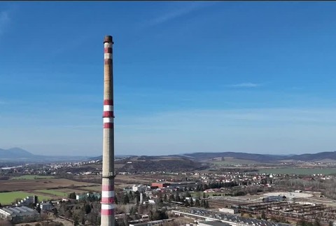 [multi] NEBEZPEČNÉ KOMÍNY / 2367 (cropped)