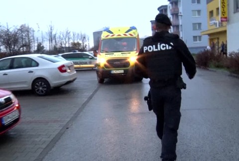 [multi] Muž sa vyhrážal, že sa zabije vraj pre nešťastnú lásku 549