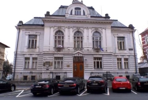 Opitý pred policajtmi hajloval. Juhoafričanovi súd vymeral trest