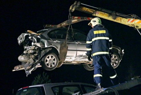 Dialnica R1 nehoda kamionov3