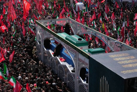 irán pohreb