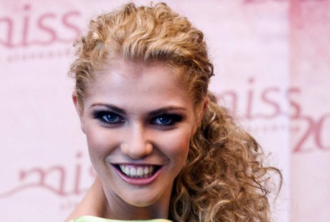 miss 3. Júlia Kollárová