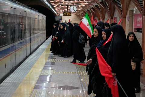 irán pohreb