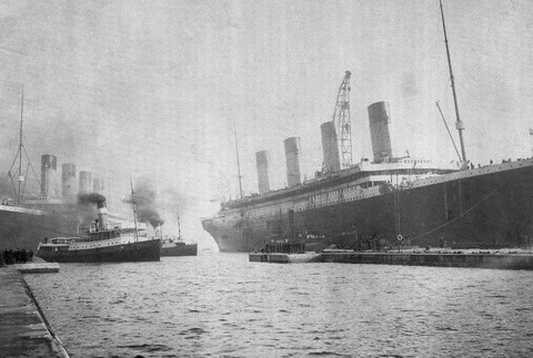 Zaoceánský parník Titanic