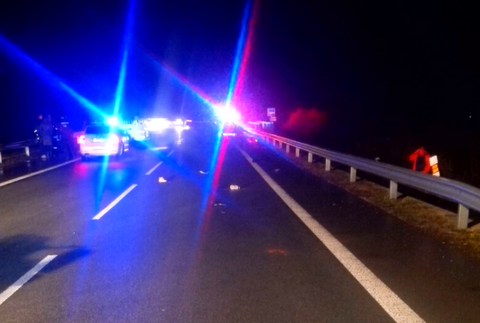 Po zrážke vyhasol život šestnásťročného chlapca. Mladý chodec zraneniam na mieste podľahol 