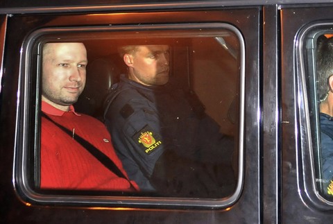 Breivik súd1