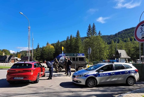 Hraničný priechod Lysá Poľana (3)