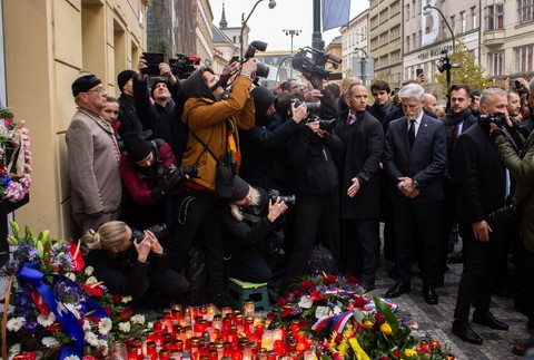 Spomienka na Nežnú revolúciu v Prahe