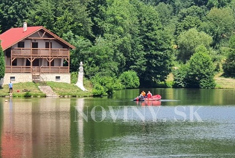 Pátracia akcia na tajchu Nová Baňa utopený muž  (3)