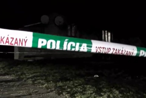 Hádka v obci na východe Slovenska sa skončila veľkou bitkou. 