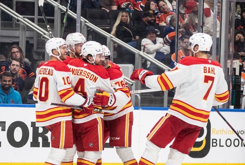 Flames_Oilers_Hockey797542080118