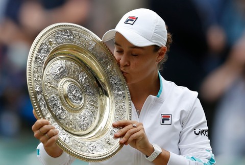 Yearend_Tennis_Rankings_55837-c74631f4df384696a5fcc6b7e4a18c47