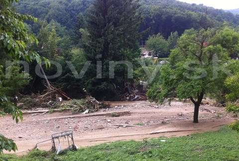 Častá - Píla, záplava následky, odpratávanie