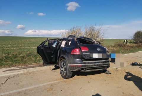 Dopravná nehoda si vyžiadala dva životy.