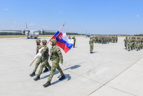 Test a následné slávnostné odovzdanie záchytného systému BAK-12