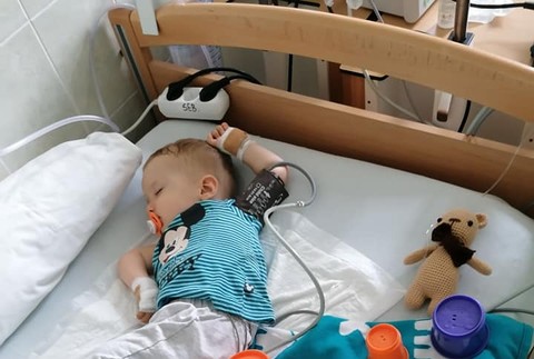 Bojovník Alex už dostal najdrahší liek na svete