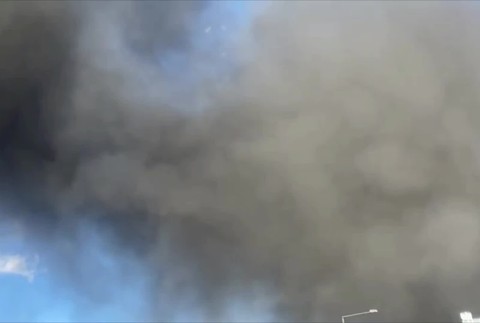 [multi] Požiar v areáli 8707