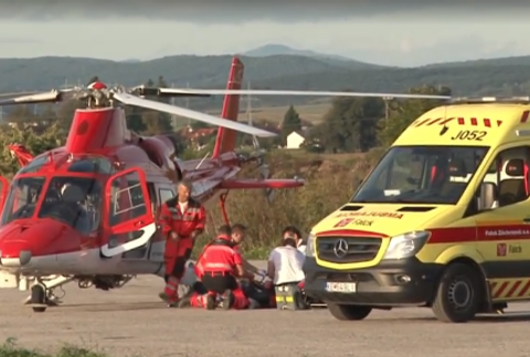 Zrážku s kamiónom neprežil mladý motorkár. Chyba kamionistu ho stála život 
