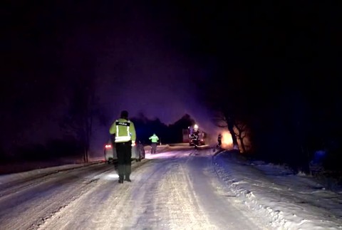 [multi] Obrovský požiar pod Tatrami. Auto po nehode vzbĺklo 7870