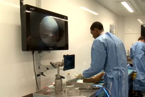 Slovenskí lekári skúšali zákroky na častiach tiel dovezených z Ameriky