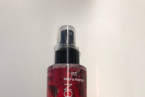 Hygienici varujú pred nebezpečnou kozmetikou. Tieto spreje nekupujte 