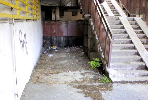 Petržalka DK Lúky neporiadok 3