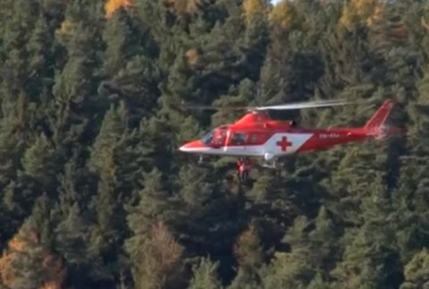 leteckí záchranári pátrali po horolezcoch