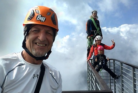 Horolezec Vladimír Zboja zobral 6-ročného vnuka Matúša vo Vysokých Tatrách na ťažkú túru