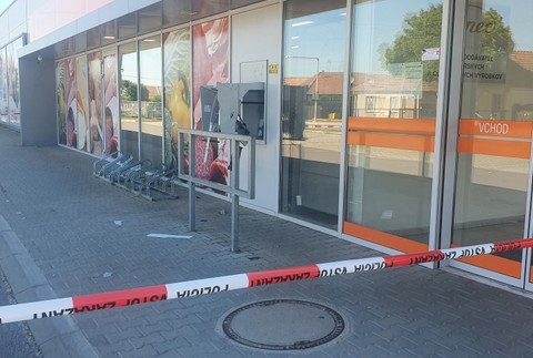 Explózia bankomatu v obci Výčapy Opatovce