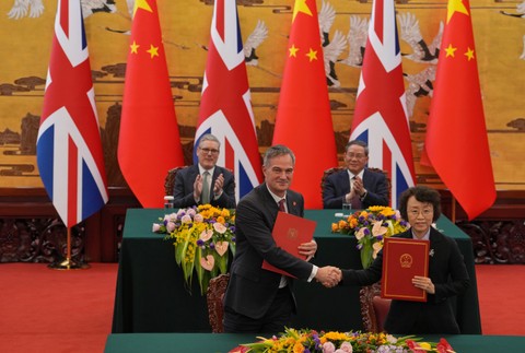 Britský premiér Starmer na návšteve Číny 2