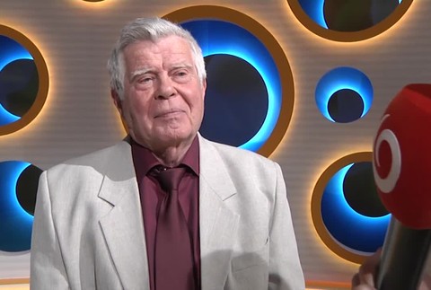 Kurvašopaholubník - Oldo Hlaváček chytil záchvat smiechu (Inkognito)1422