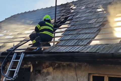 poziar domu 2