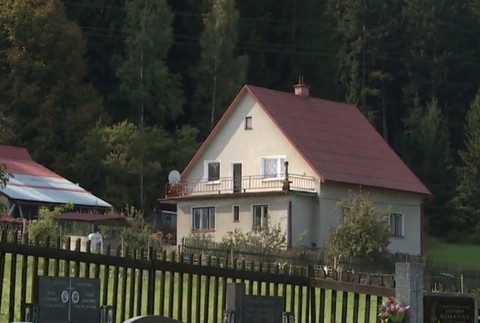 Kamenári nezavreli hrob 