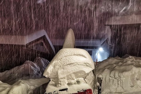 Rakúsko ochromil sneh. 