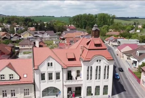 [multi] PANIKA NA SOCIÁLNYCH SIEŤACH 464 (cropped)