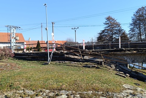 Zrútené zábradlie