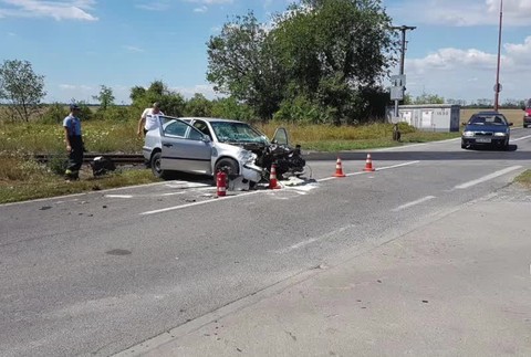 rusovce nehoda vlak auto1461