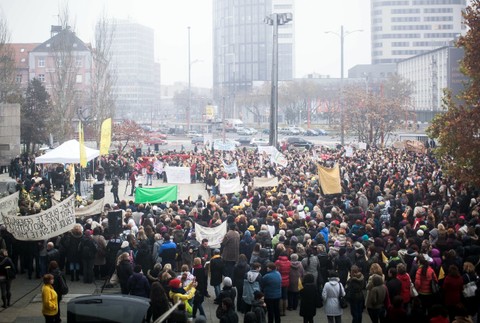 Časovo neobmedzený štrajk učitelia Slovansko november